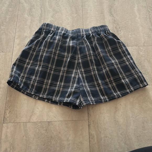 shorts - Picture 1 of 1